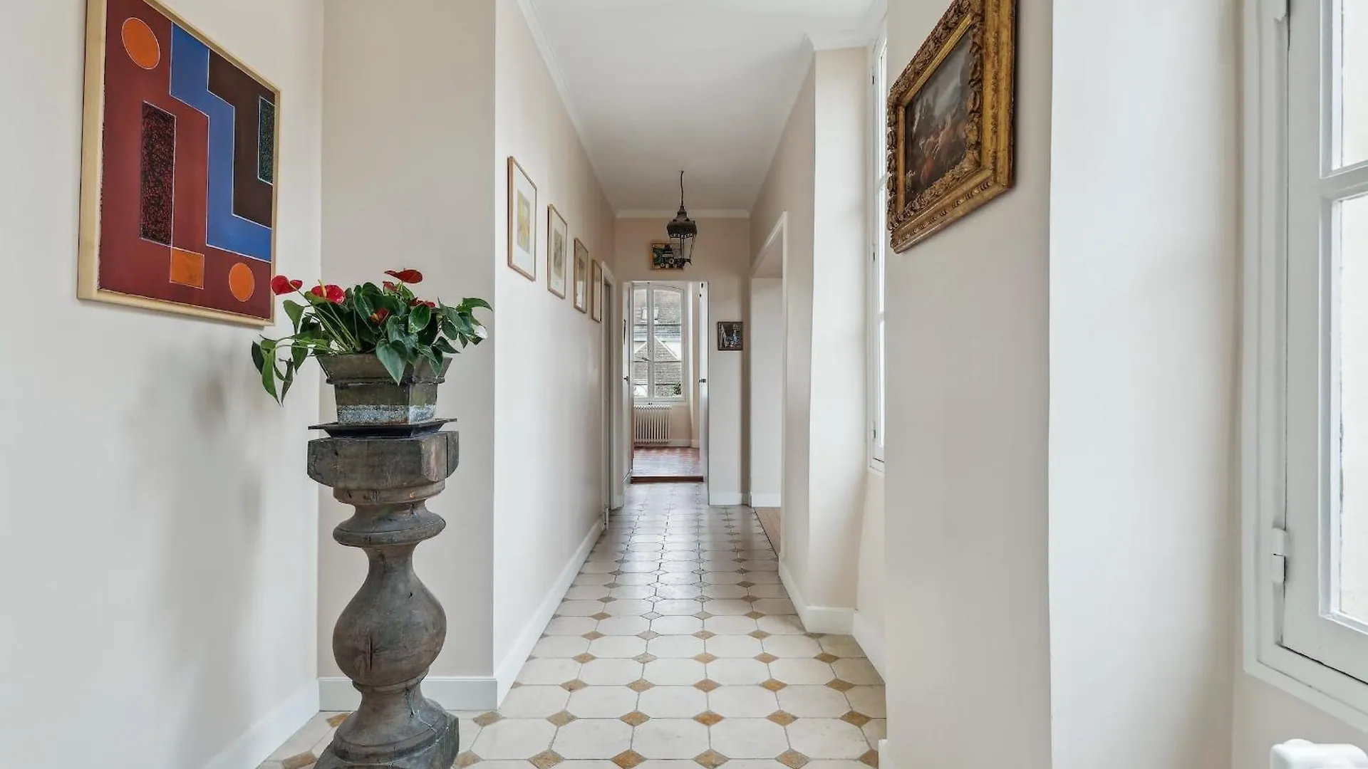 Le Marais & Place Des Vosges - 3Br - Cityapartmentstay Paris 0*,  France