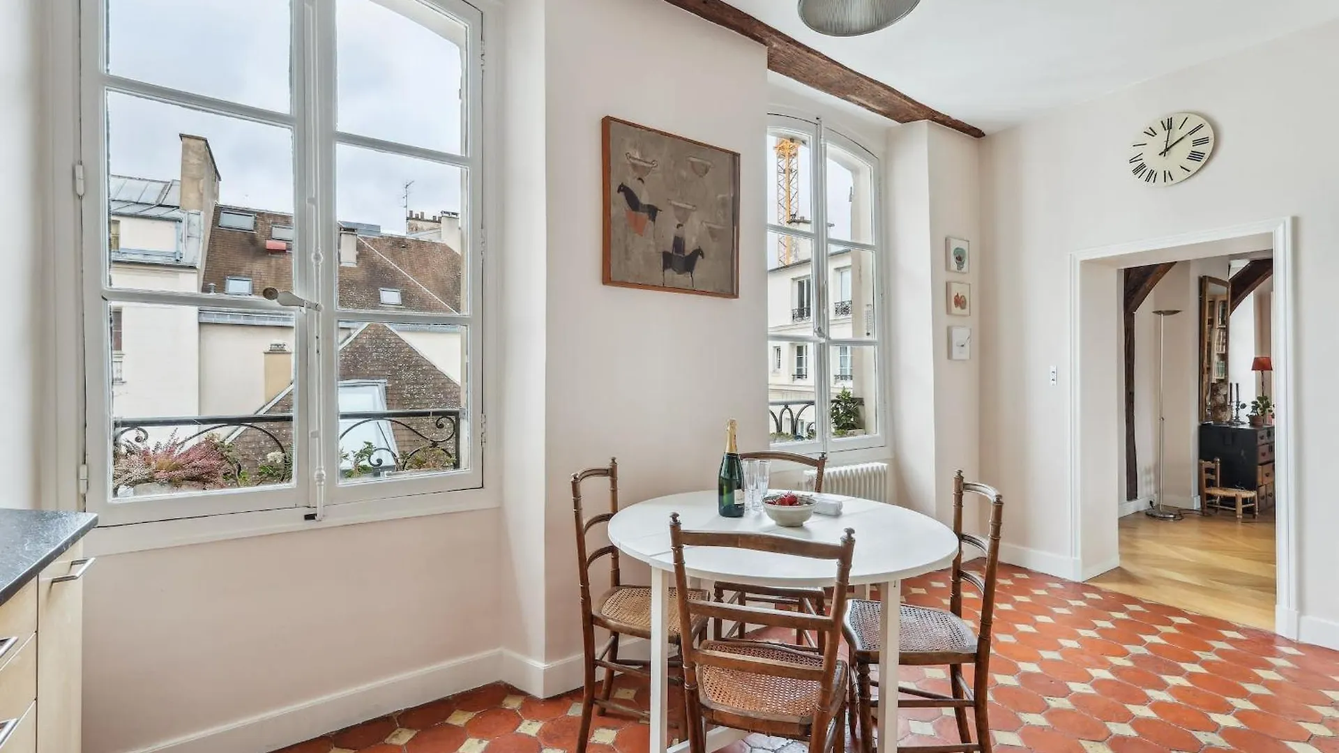 Le Marais & Place Des Vosges - 3Br - Cityapartmentstay Paris 0*,